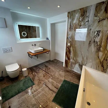 Haus Bergfeld With The View Over Dachstein * Ramsau am Dachstein