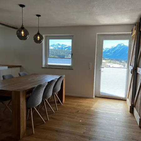 Haus Bergfeld With The View Over Dachstein Appartement Ramsau am Dachstein
