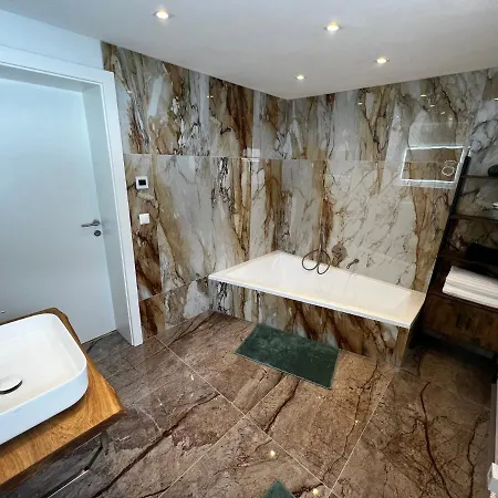 Appartement Haus Bergfeld With The View Over Dachstein *